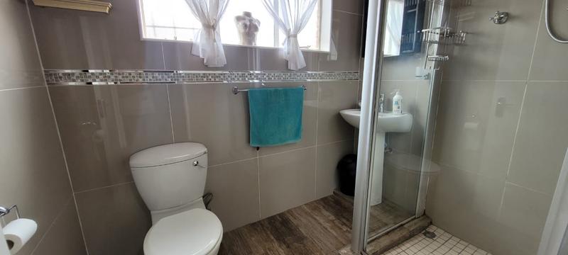 5 Bedroom Property for Sale in Elandshaven Gauteng