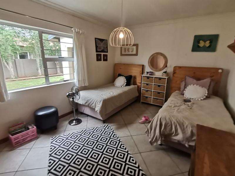 3 Bedroom Property for Sale in Vanderbijlpark SE 8 Gauteng