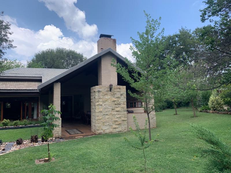 4 Bedroom Property for Sale in Vanderbijlpark SW 5 Gauteng