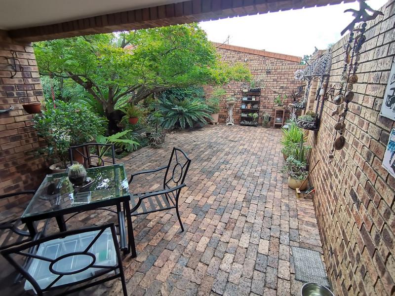 3 Bedroom Property for Sale in Vanderbijlpark SW 5 Gauteng