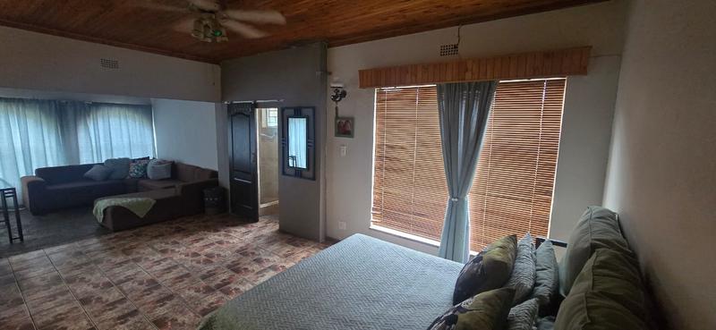 7 Bedroom Property for Sale in Duncanville Gauteng