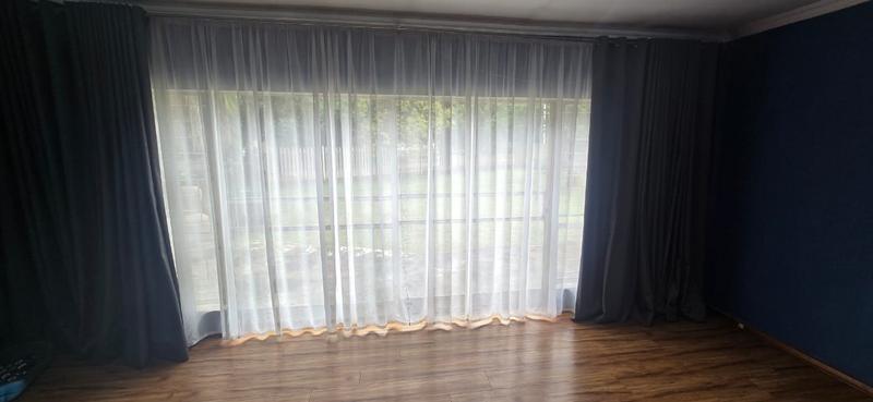 7 Bedroom Property for Sale in Duncanville Gauteng