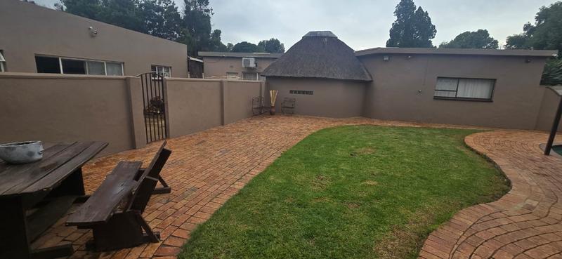 7 Bedroom Property for Sale in Duncanville Gauteng