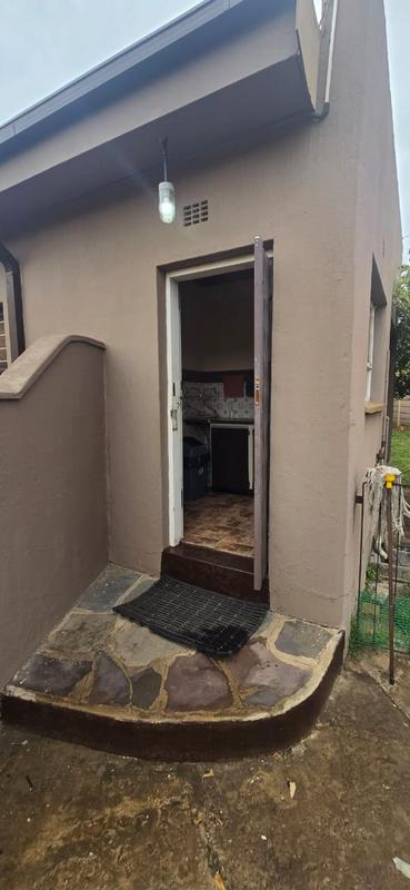 7 Bedroom Property for Sale in Duncanville Gauteng