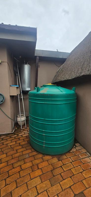 7 Bedroom Property for Sale in Duncanville Gauteng