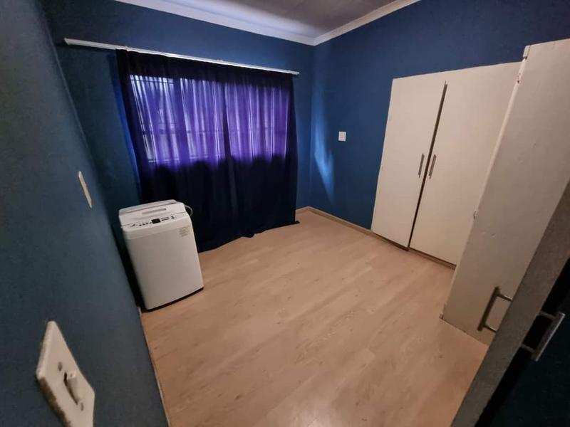 7 Bedroom Property for Sale in Duncanville Gauteng