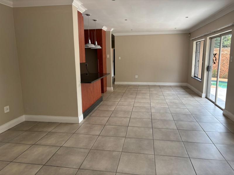4 Bedroom Property for Sale in Garsfontein Gauteng