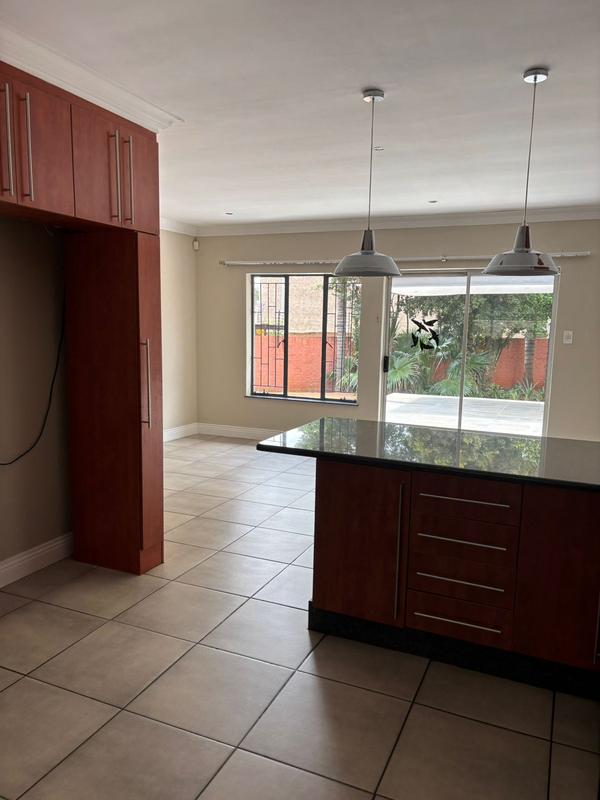 4 Bedroom Property for Sale in Garsfontein Gauteng