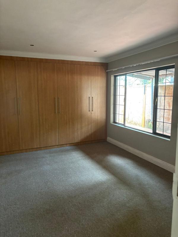 4 Bedroom Property for Sale in Garsfontein Gauteng