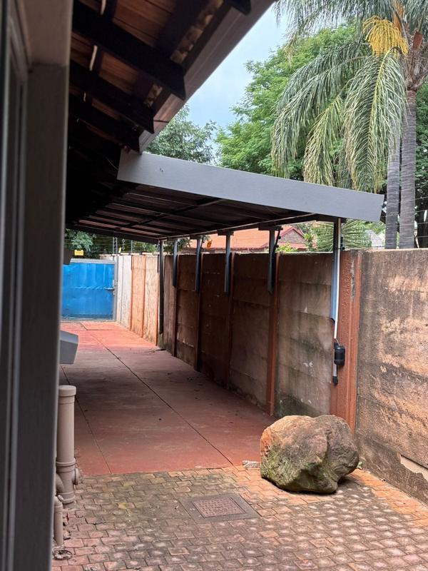 4 Bedroom Property for Sale in Garsfontein Gauteng