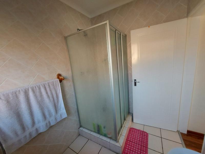 3 Bedroom Property for Sale in Eldoraigne Gauteng