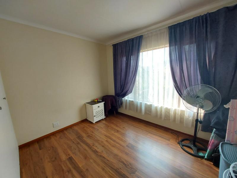3 Bedroom Property for Sale in Eldoraigne Gauteng