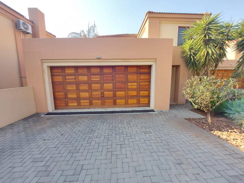 3 Bedroom Property for Sale in Eldoraigne Gauteng