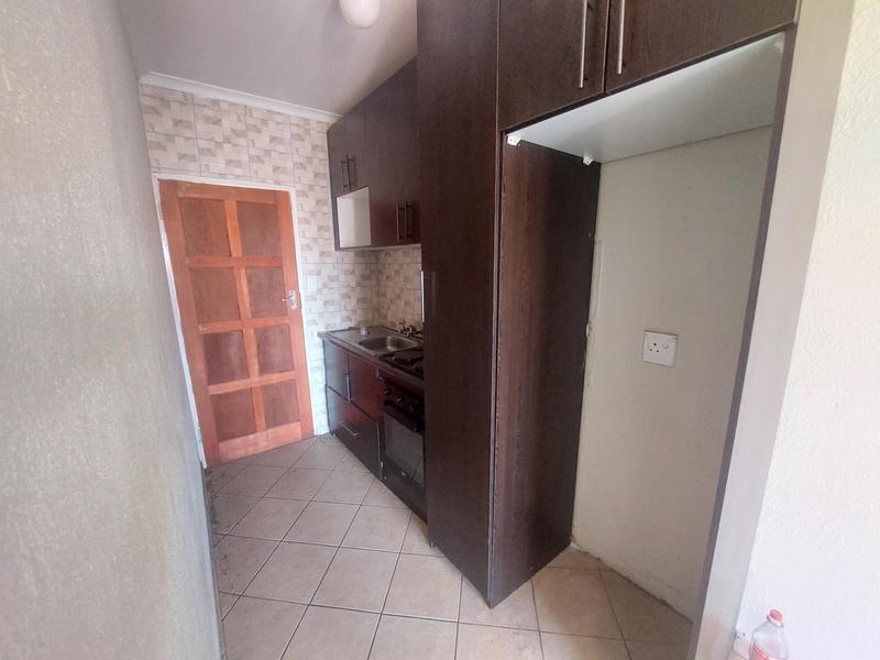 2 Bedroom Property for Sale in Olievenhoutbosch Gauteng