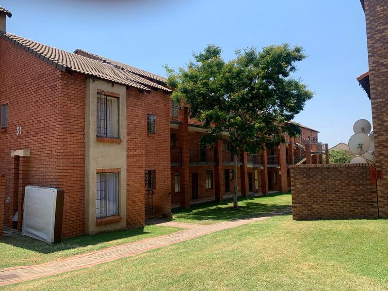 2 Bedroom Property for Sale in Wonderpark Estate Gauteng