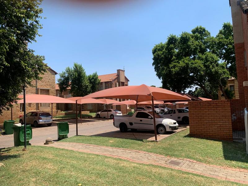 2 Bedroom Property for Sale in Wonderpark Estate Gauteng