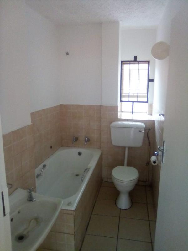 To Let 2 Bedroom Property for Rent in Pretoria West Gauteng
