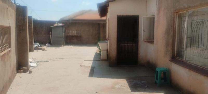 3 Bedroom Property for Sale in Soshanguve GG Gauteng