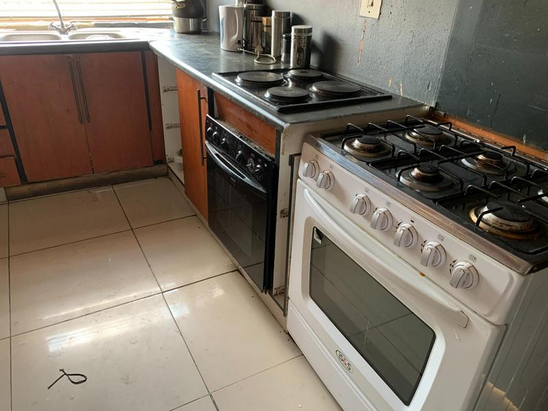 5 Bedroom Property for Sale in Danville Gauteng
