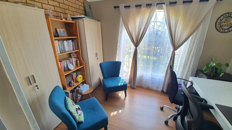 3 Bedroom Property for Sale in Annlin Gauteng