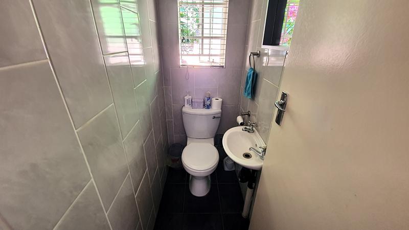 3 Bedroom Property for Sale in Annlin Gauteng