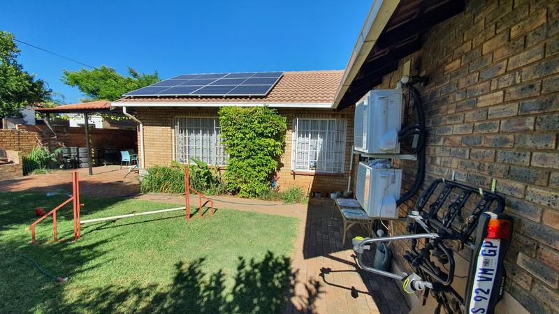 3 Bedroom Property for Sale in Annlin Gauteng