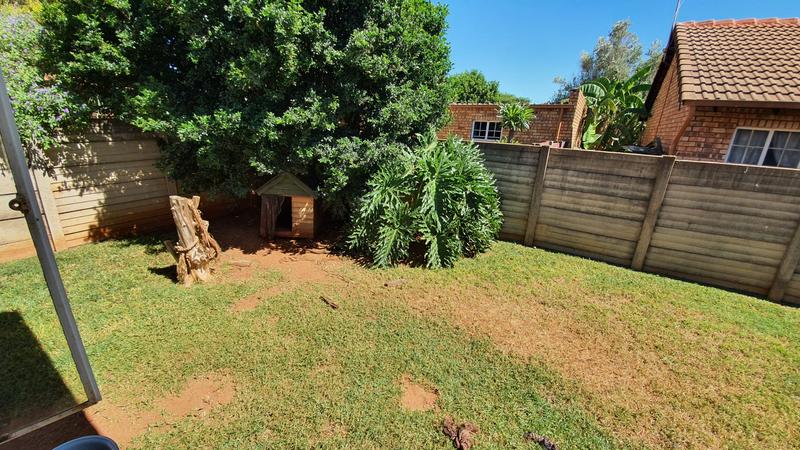 2 Bedroom Property for Sale in Doornpoort Gauteng