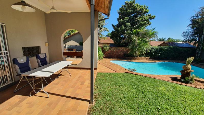4 Bedroom Property for Sale in Magalieskruin Gauteng