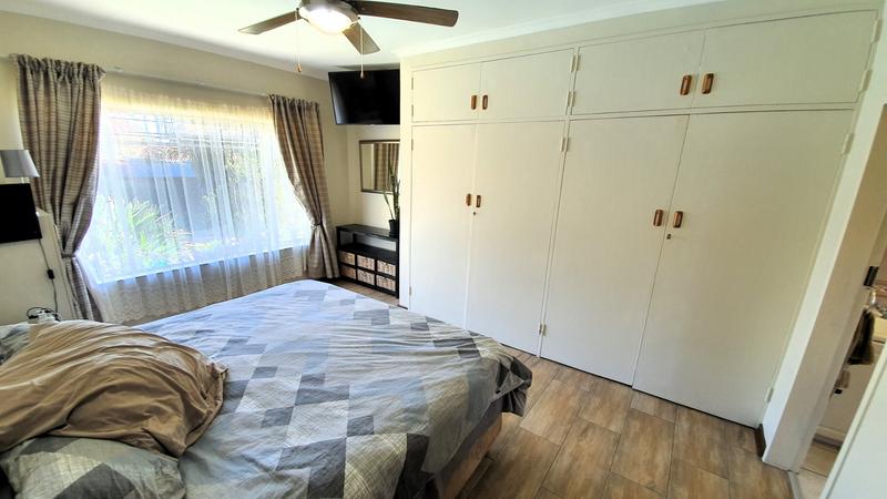 4 Bedroom Property for Sale in Magalieskruin Gauteng