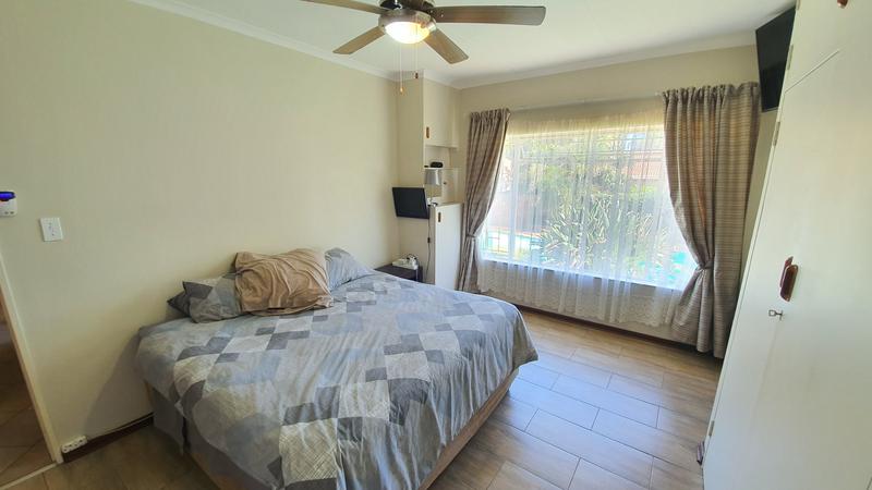4 Bedroom Property for Sale in Magalieskruin Gauteng