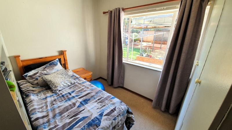 4 Bedroom Property for Sale in Magalieskruin Gauteng
