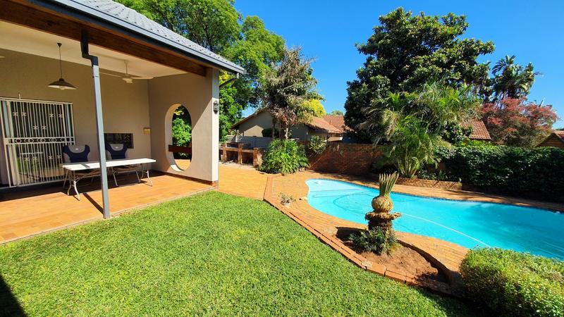 4 Bedroom Property for Sale in Magalieskruin Gauteng