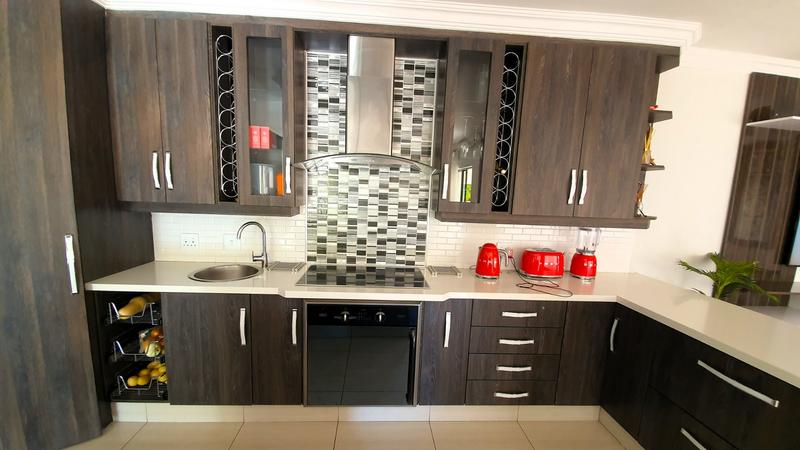 4 Bedroom Property for Sale in Magalieskruin Gauteng
