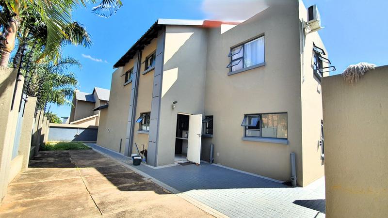 4 Bedroom Property for Sale in Magalieskruin Gauteng