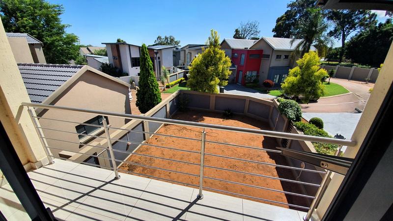 4 Bedroom Property for Sale in Magalieskruin Gauteng