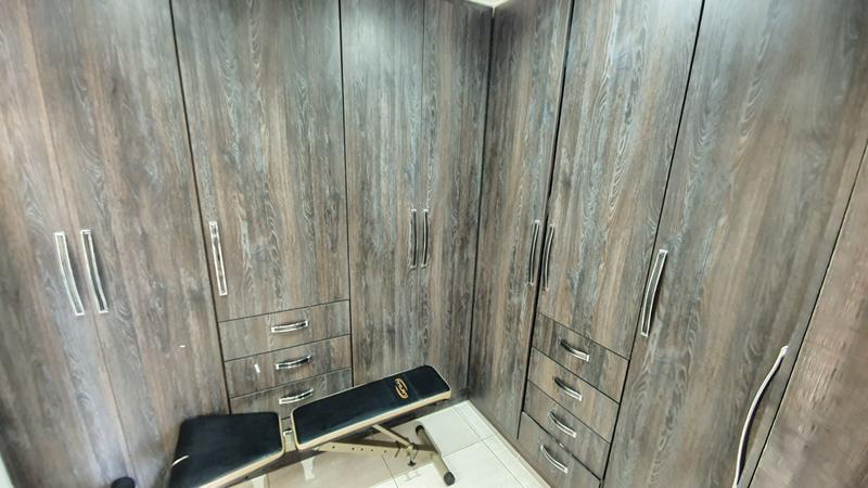 4 Bedroom Property for Sale in Magalieskruin Gauteng