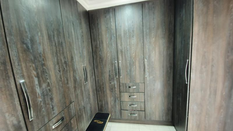 4 Bedroom Property for Sale in Magalieskruin Gauteng
