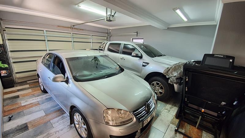 4 Bedroom Property for Sale in Magalieskruin Gauteng