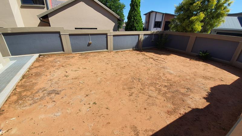 4 Bedroom Property for Sale in Magalieskruin Gauteng