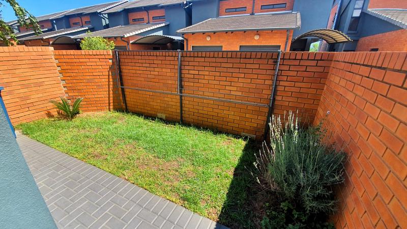 2 Bedroom Property for Sale in Montana Gauteng
