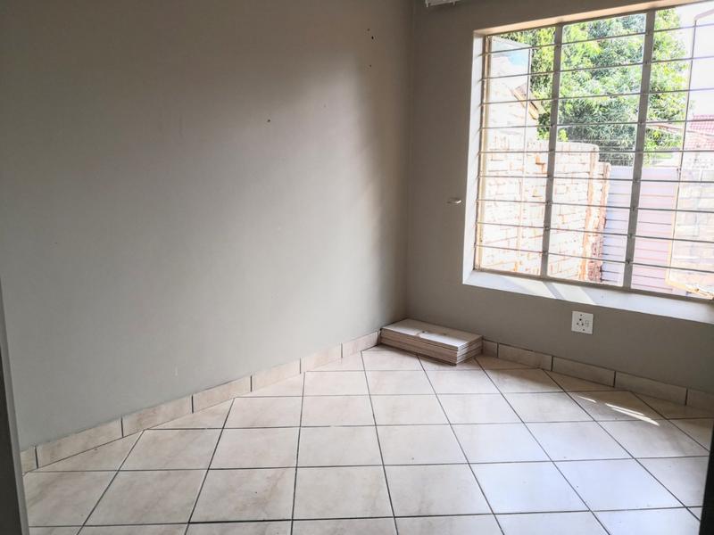 2 Bedroom Property for Sale in The Orchards Gauteng