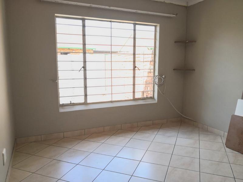 2 Bedroom Property for Sale in The Orchards Gauteng