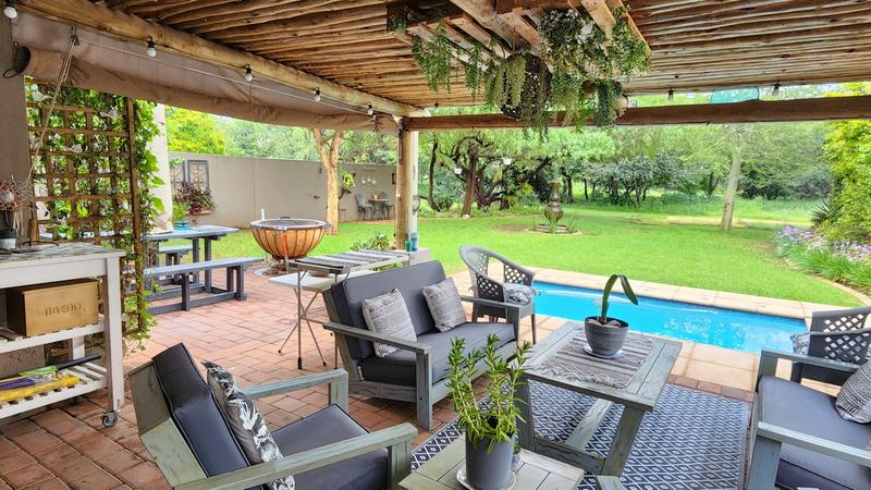 5 Bedroom Property for Sale in Theresa Park Gauteng
