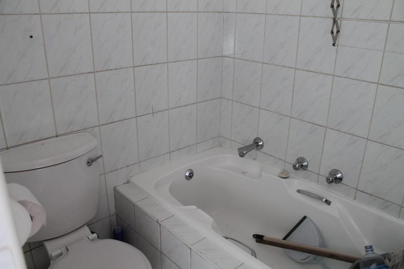 1 Bedroom Property for Sale in Bedfordview Gauteng