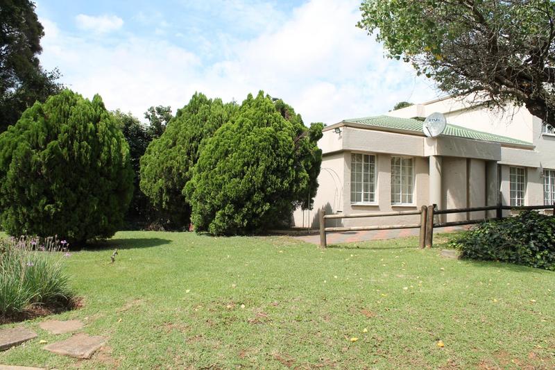1 Bedroom Property for Sale in Bedfordview Gauteng