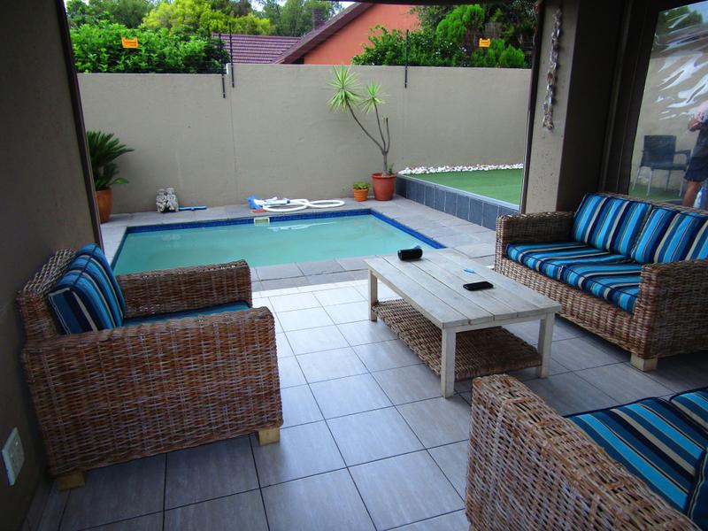 3 Bedroom Property for Sale in Edenvale Central Gauteng