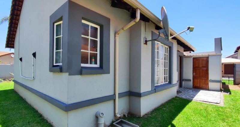 3 Bedroom Property for Sale in Eveleigh Gauteng
