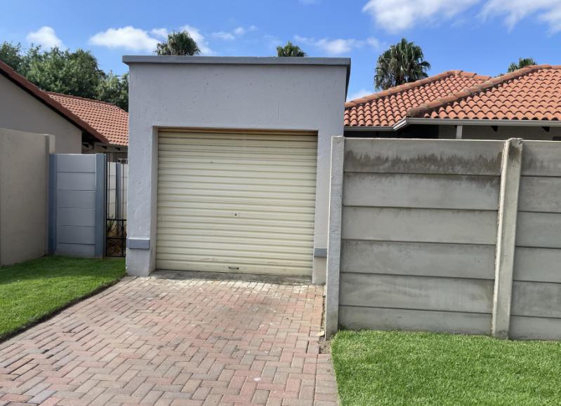 3 Bedroom Property for Sale in Eveleigh Gauteng