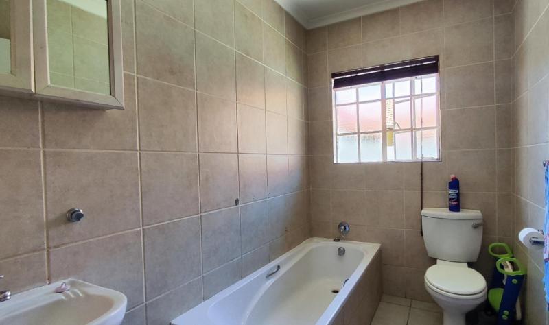 3 Bedroom Property for Sale in Eveleigh Gauteng