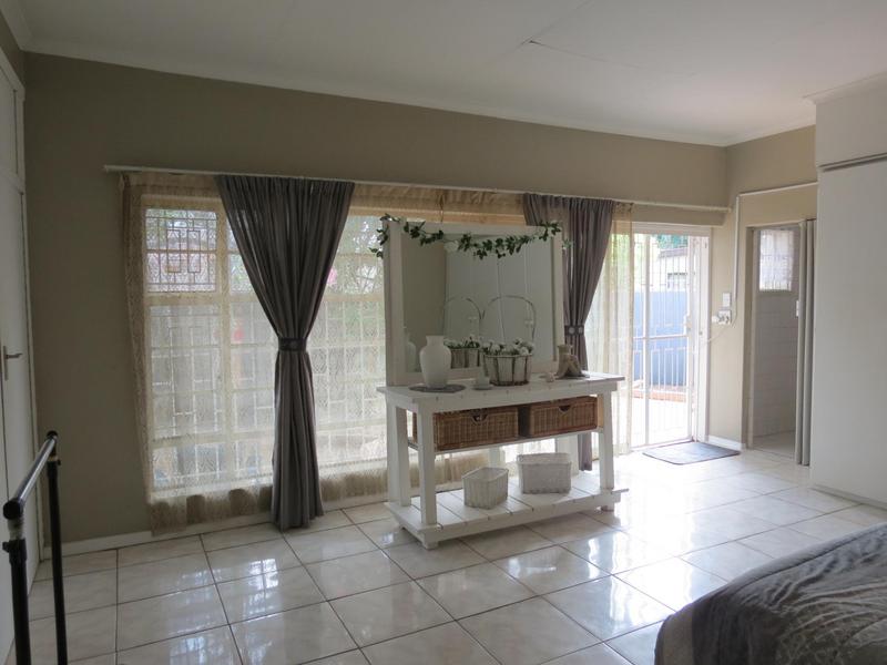 3 Bedroom Property for Sale in Parkdene Gauteng